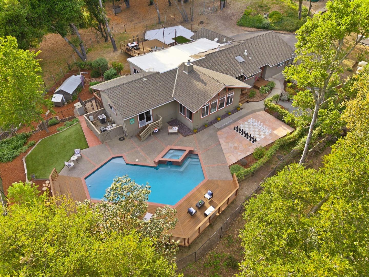 Detail Gallery Image 63 of 86 For 22108 Call of the Wild Rd, Los Gatos,  CA 95033 - 6 Beds | 5 Baths