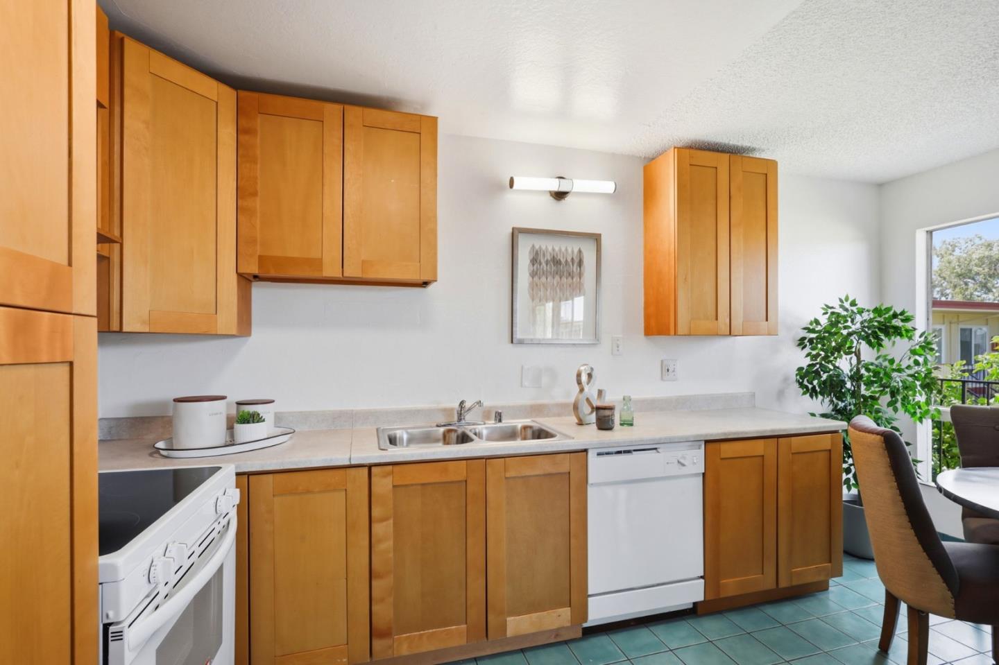 Photo #10: ML82040576 Listing: Photo #10