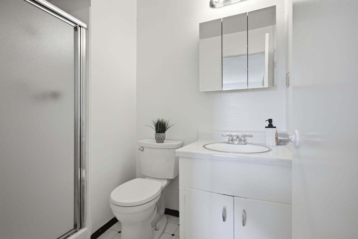 Photo #19: ML82040576 Listing: Photo #19