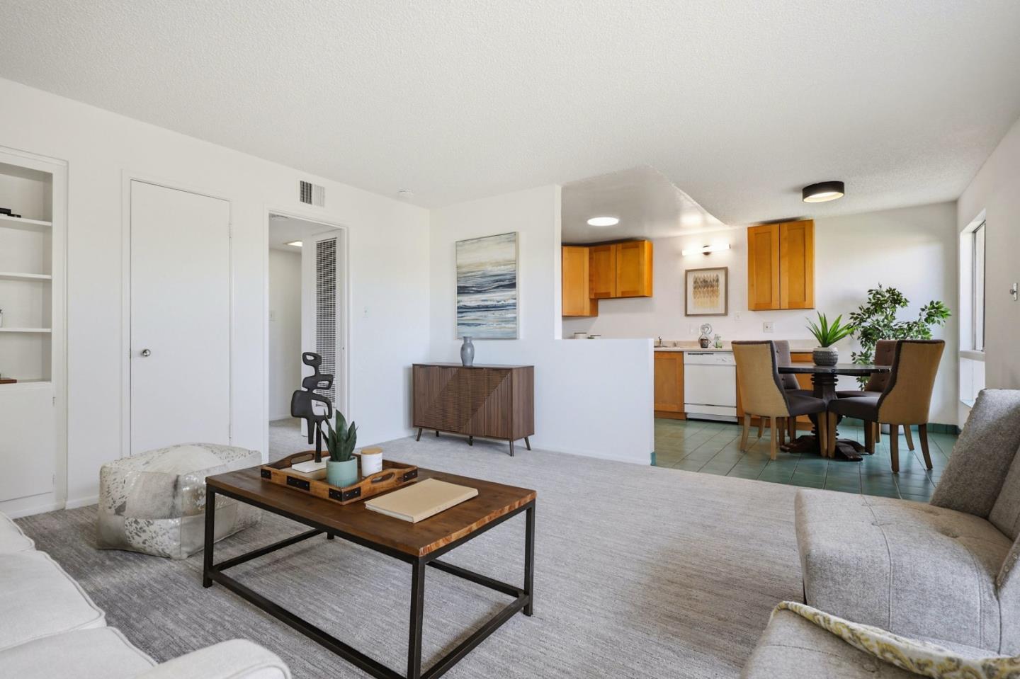 Photo #4: ML82040576 Listing: Photo #4