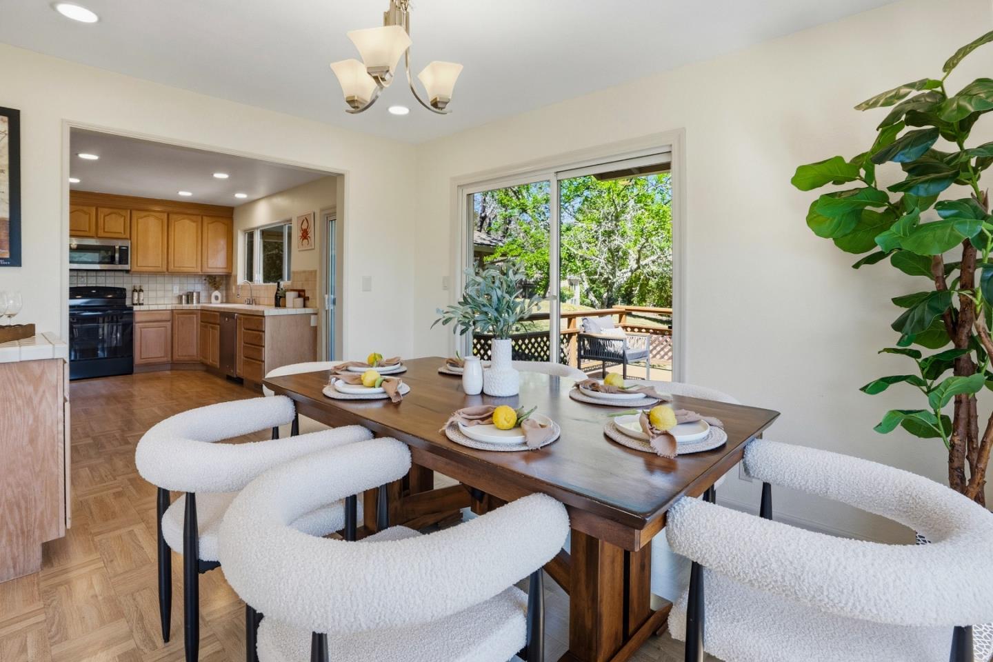 Detail Gallery Image 29 of 105 For 20471 Black Rd, Los Gatos,  CA 95033 - 4 Beds | 3 Baths