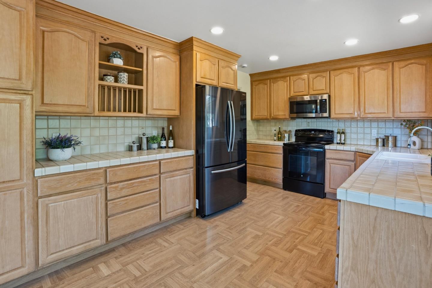 Detail Gallery Image 31 of 105 For 20471 Black Rd, Los Gatos,  CA 95033 - 4 Beds | 3 Baths