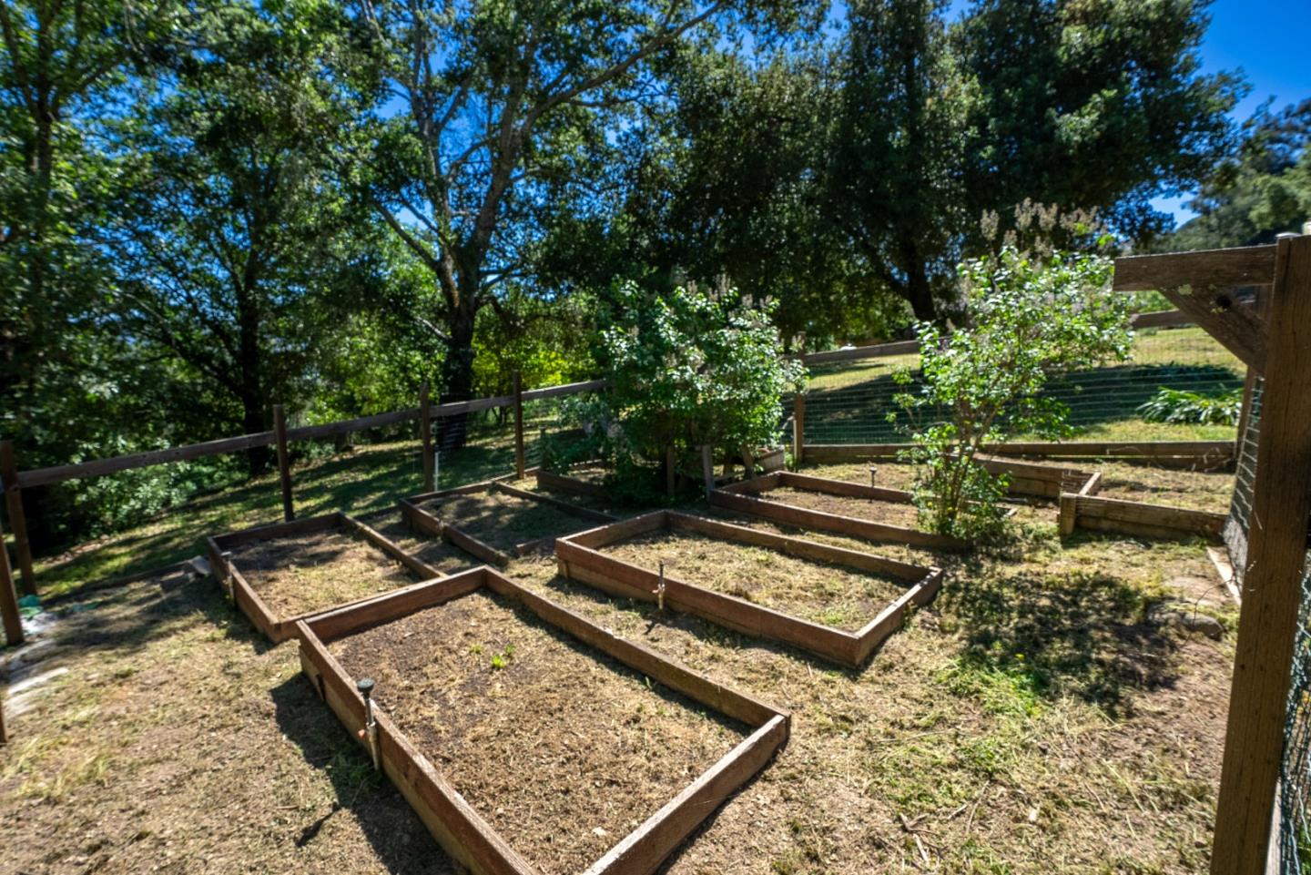 Detail Gallery Image 64 of 105 For 20471 Black Rd, Los Gatos,  CA 95033 - 4 Beds | 3 Baths