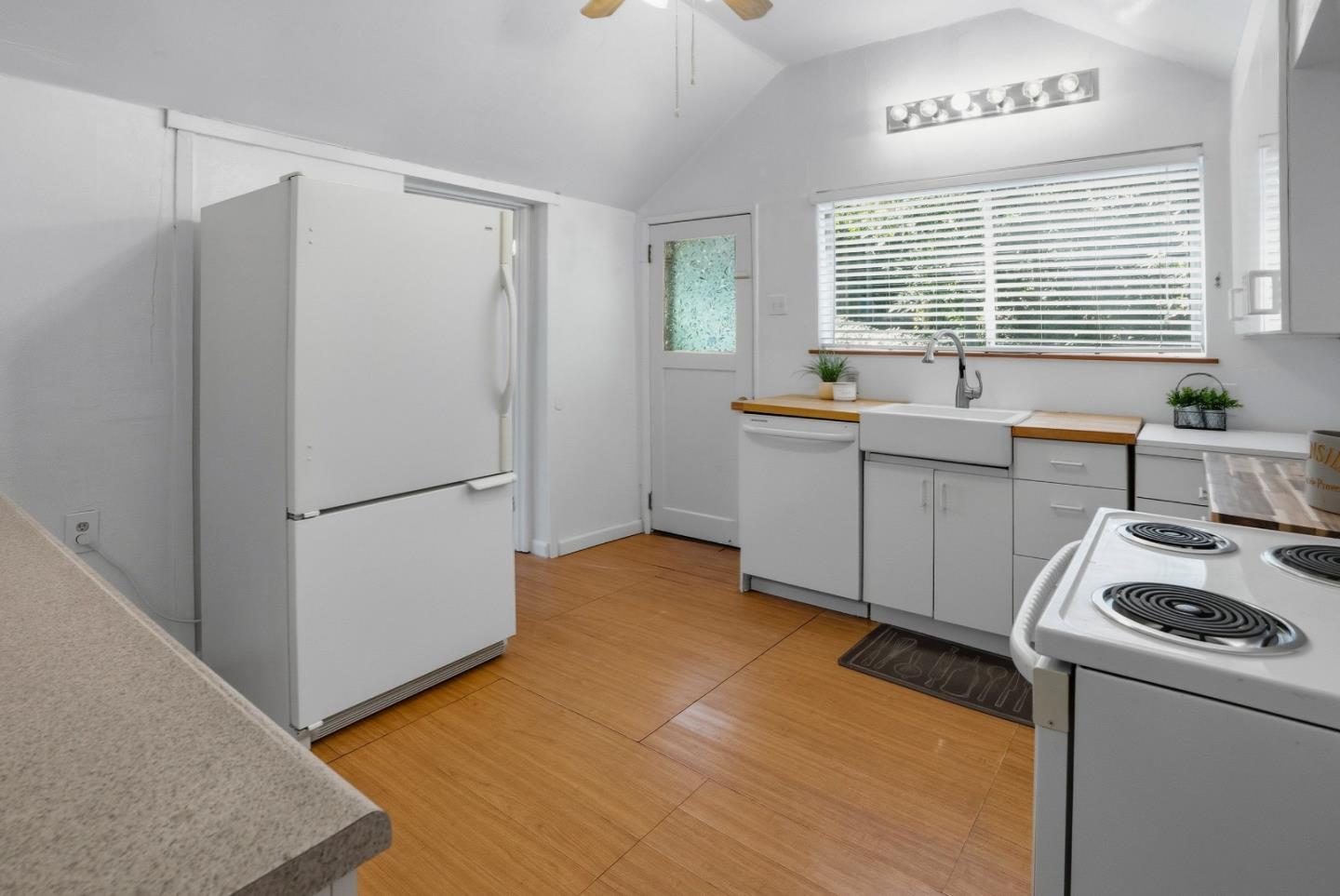 Detail Gallery Image 89 of 105 For 20471 Black Rd, Los Gatos,  CA 95033 - 4 Beds | 3 Baths