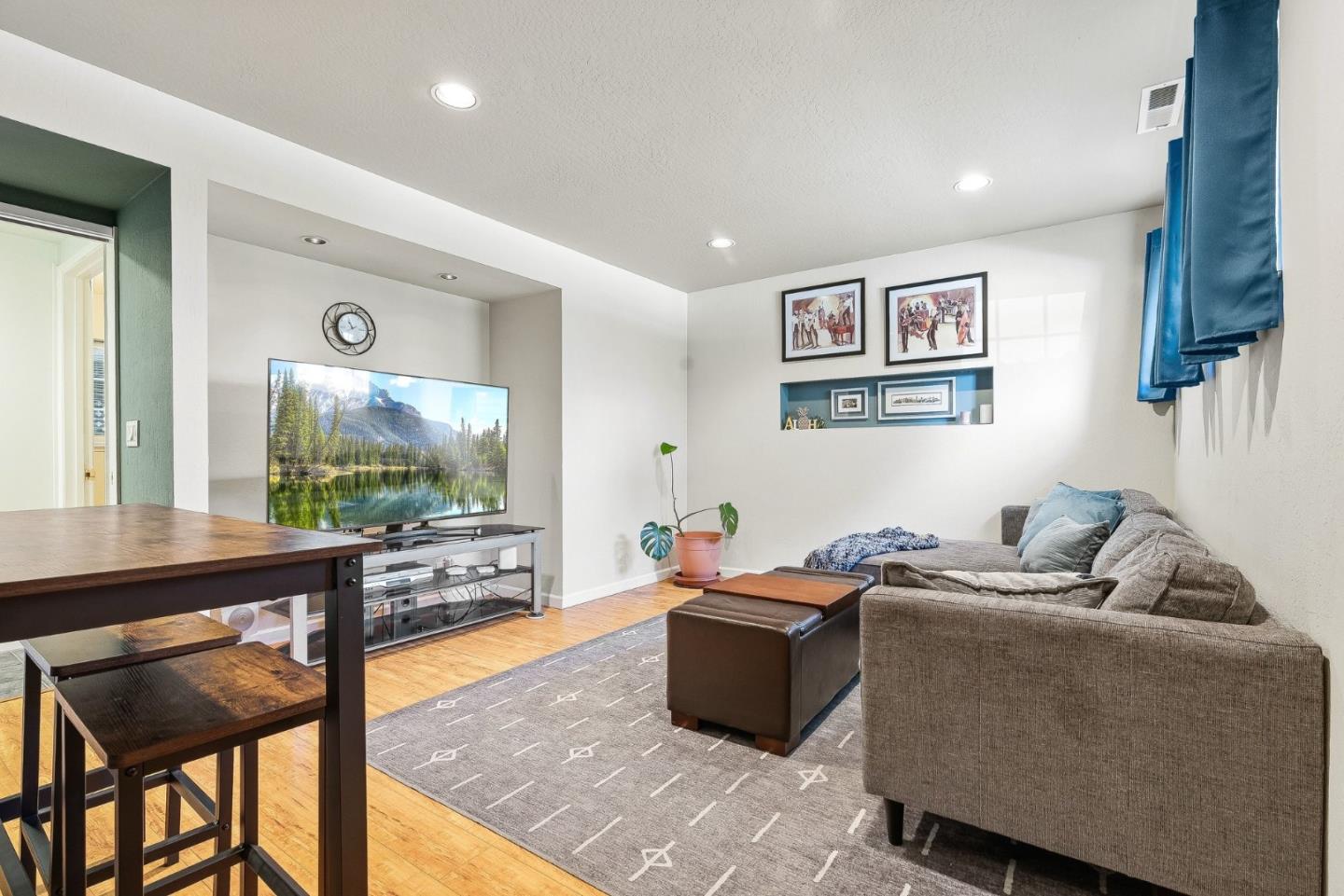 Detail Gallery Image 23 of 51 For 1176 Alicante Dr, Pacifica,  CA 94044 - 4 Beds | 3 Baths