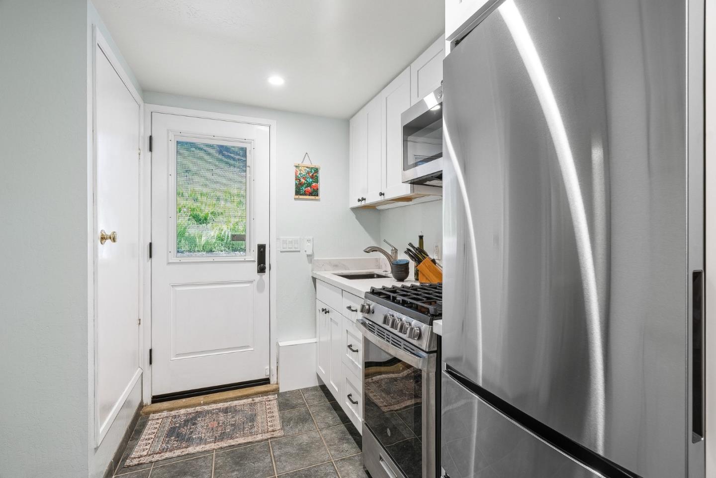 Detail Gallery Image 28 of 51 For 1176 Alicante Dr, Pacifica,  CA 94044 - 4 Beds | 3 Baths