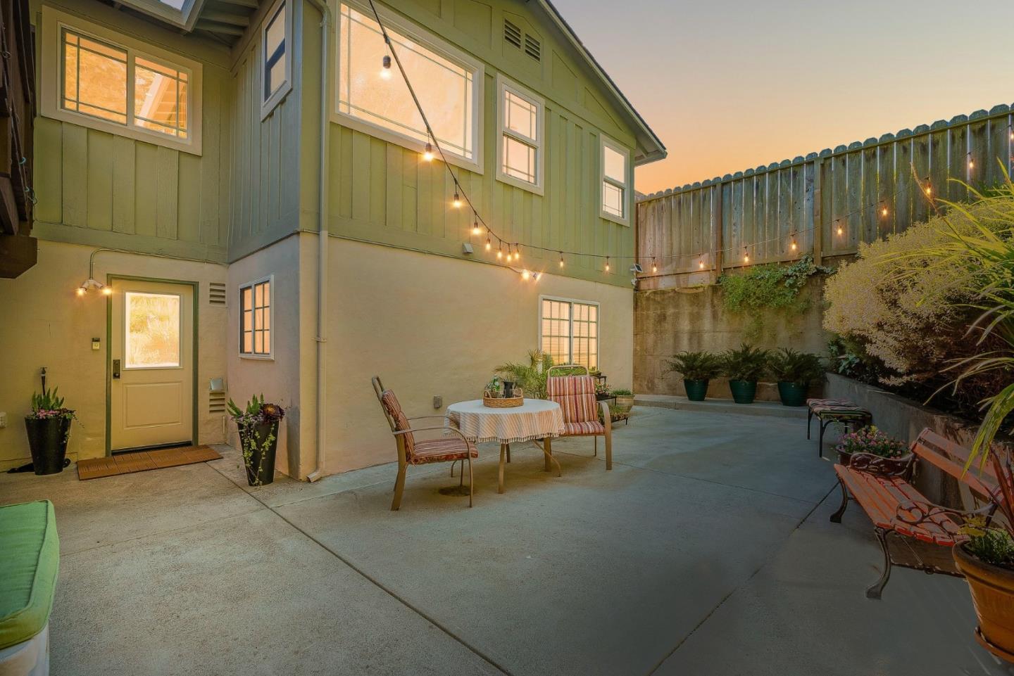 Detail Gallery Image 29 of 51 For 1176 Alicante Dr, Pacifica,  CA 94044 - 4 Beds | 3 Baths