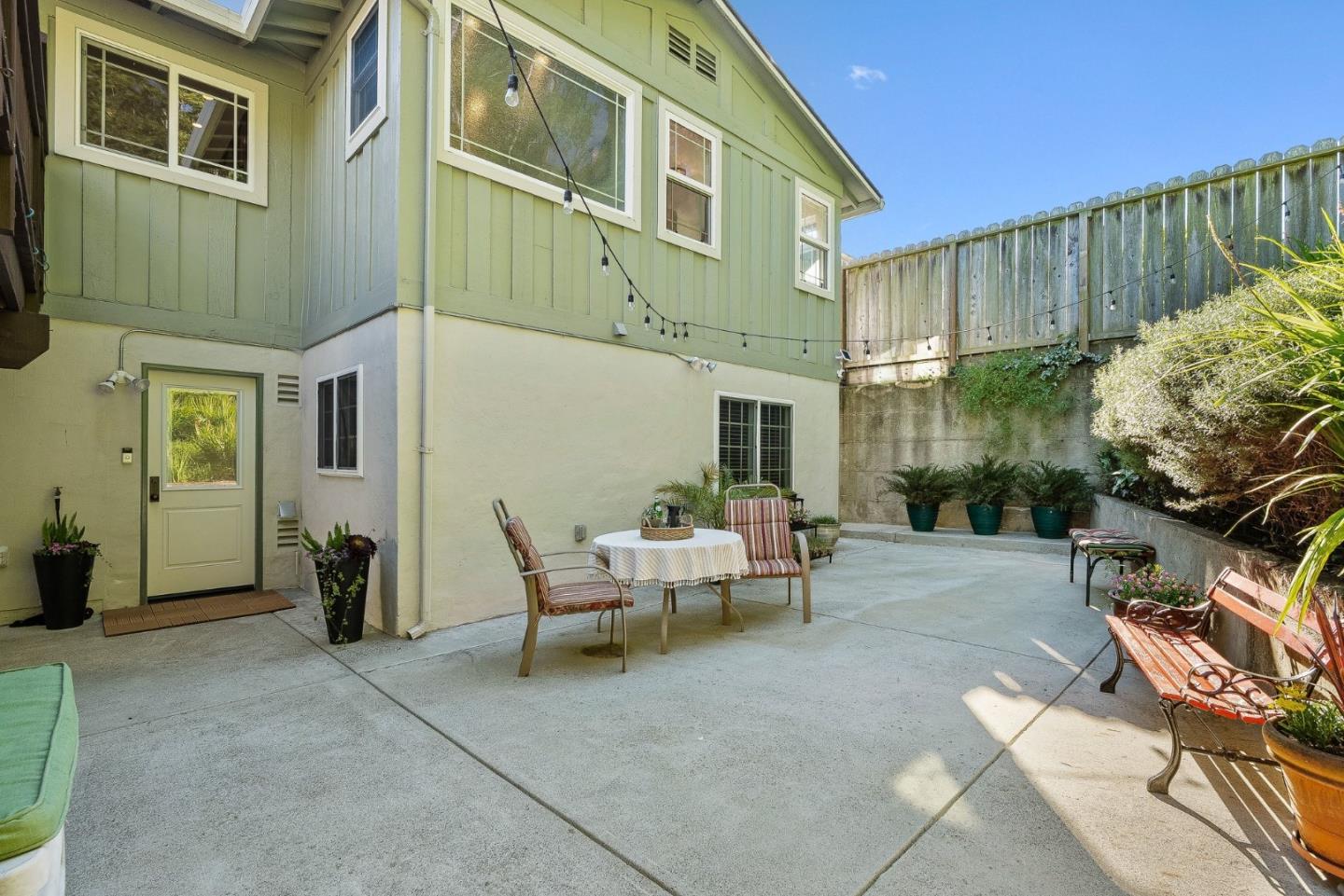 Detail Gallery Image 30 of 51 For 1176 Alicante Dr, Pacifica,  CA 94044 - 4 Beds | 3 Baths