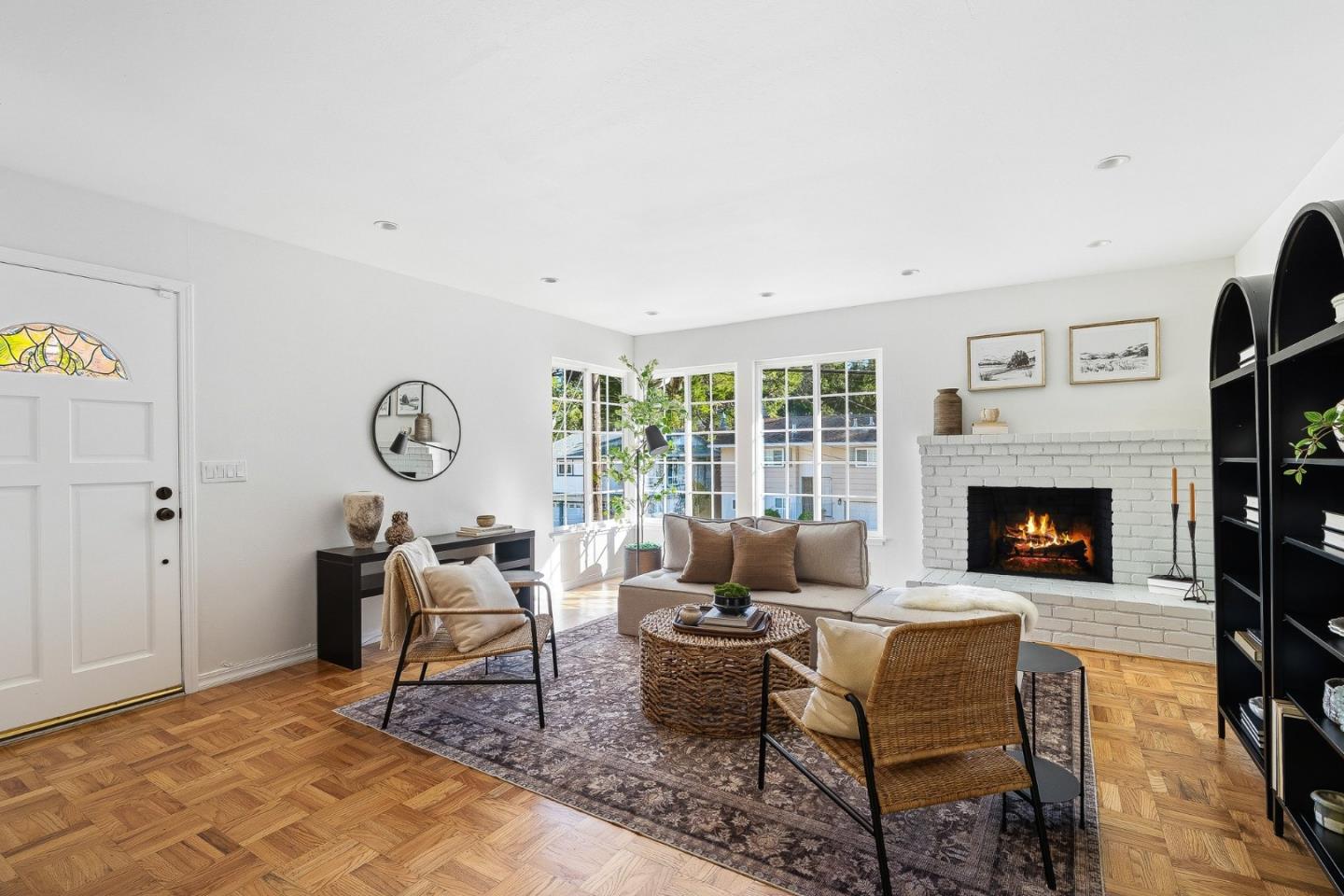 Detail Gallery Image 6 of 51 For 1176 Alicante Dr, Pacifica,  CA 94044 - 4 Beds | 3 Baths