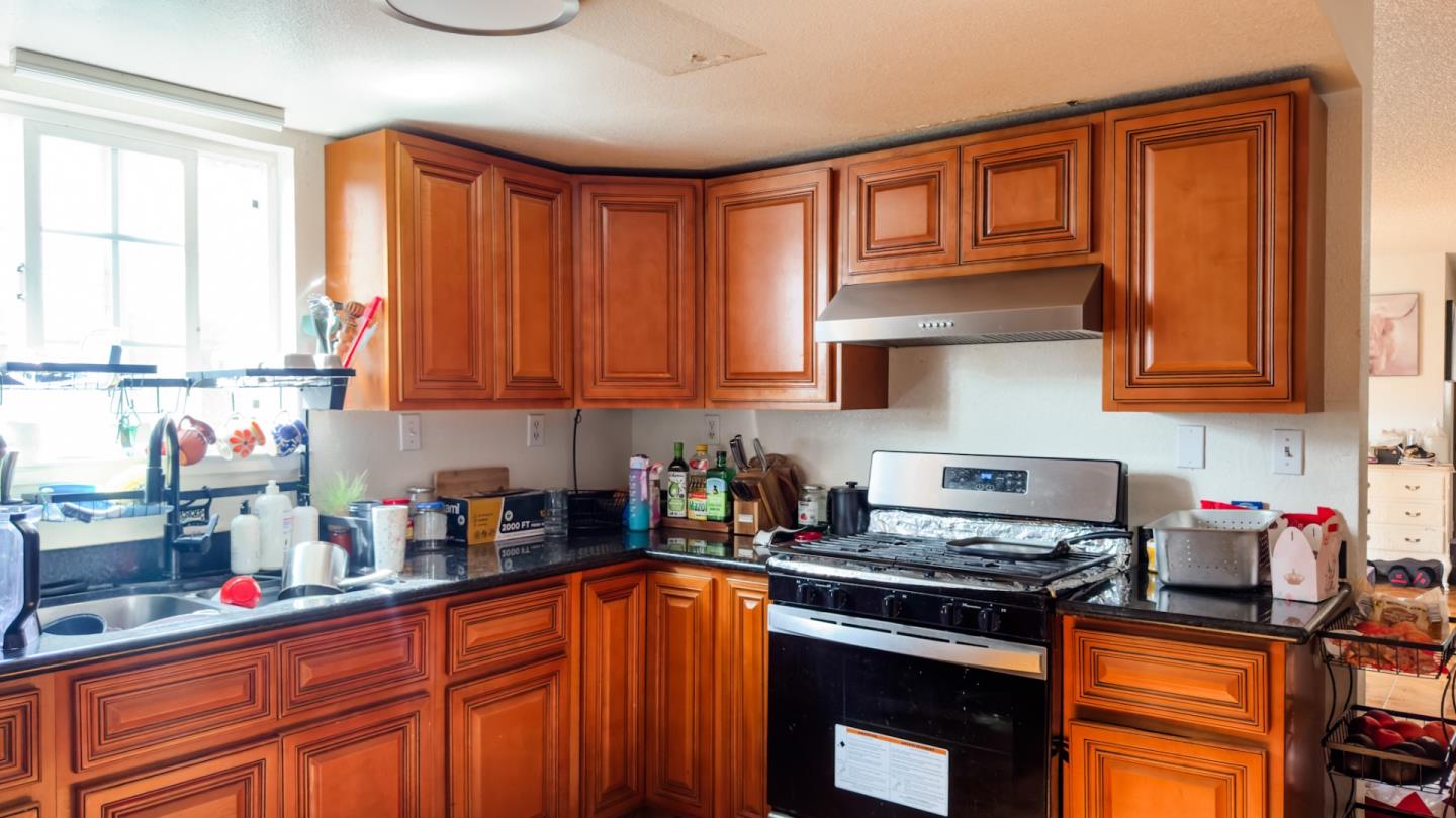 Detail Gallery Image 24 of 29 For 33520 Depot Rd, Union City,  CA 94587 - 6 Beds | 3/1 Baths