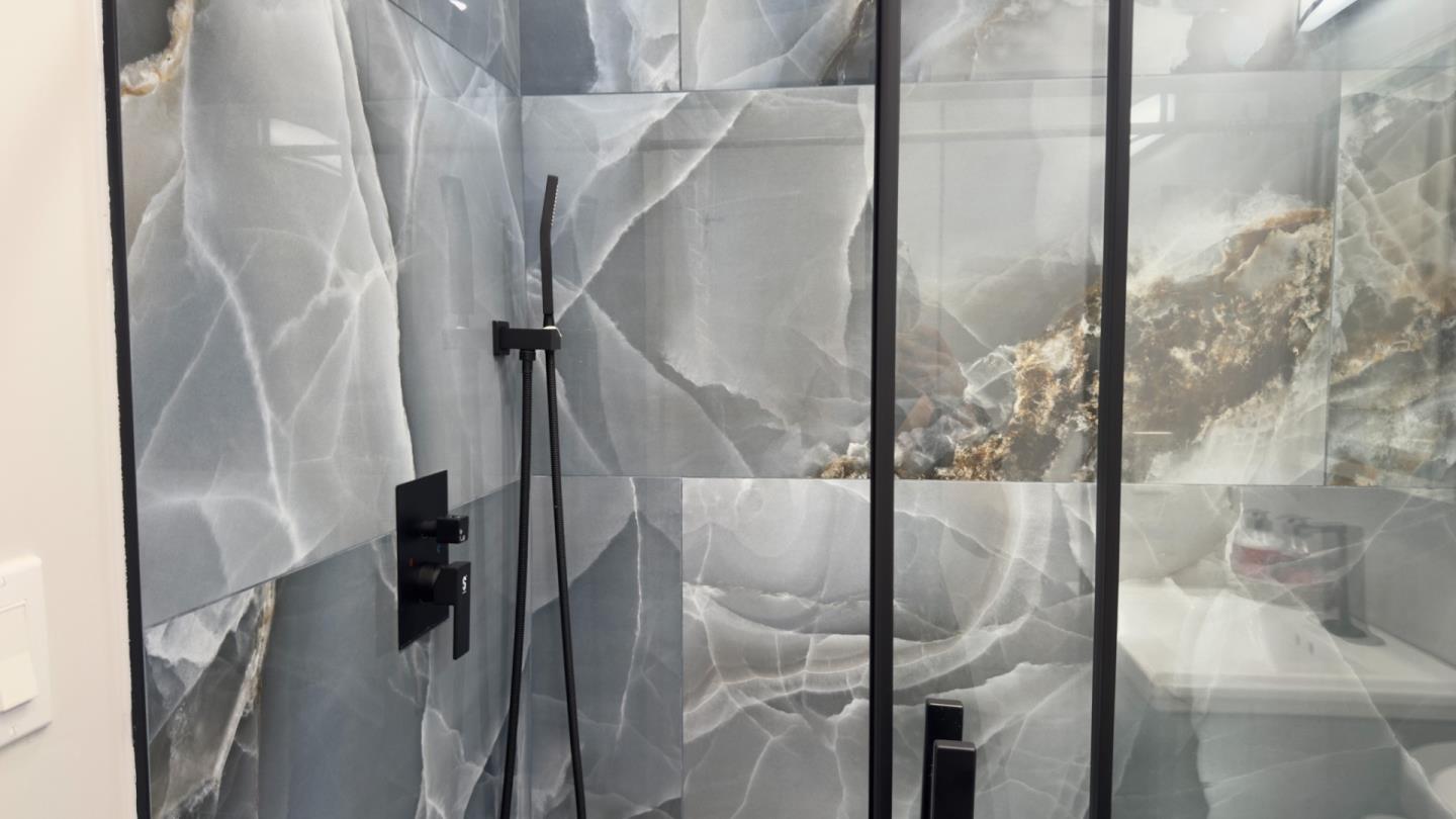 Detail Gallery Image 8 of 29 For 33520 Depot Rd, Union City,  CA 94587 - 6 Beds | 3/1 Baths