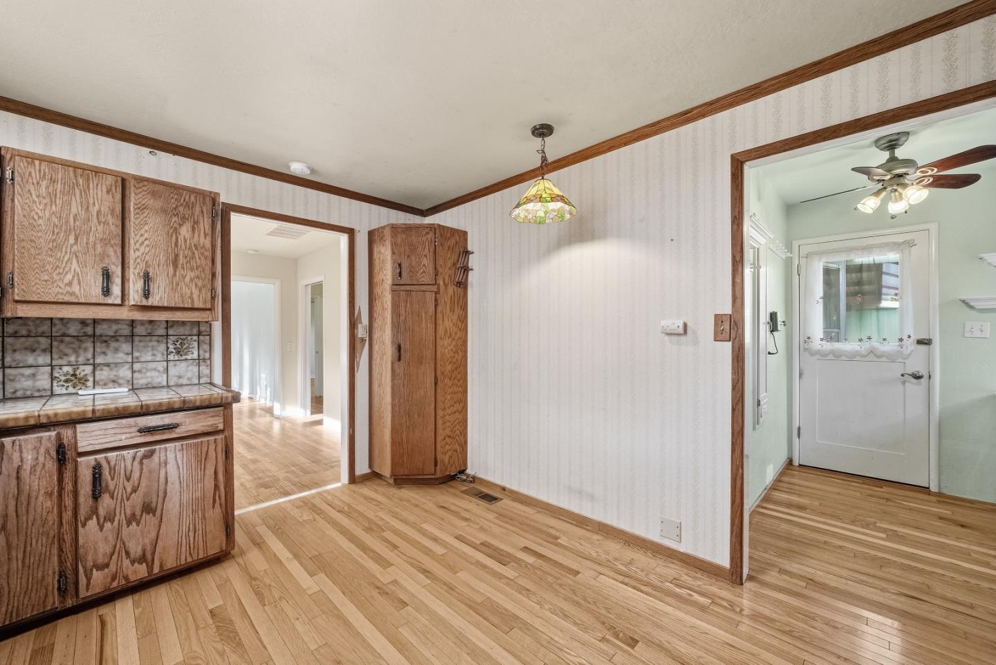 Detail Gallery Image 11 of 39 For 90 Victor Ave, Campbell,  CA 95008 - 2 Beds | 1 Baths