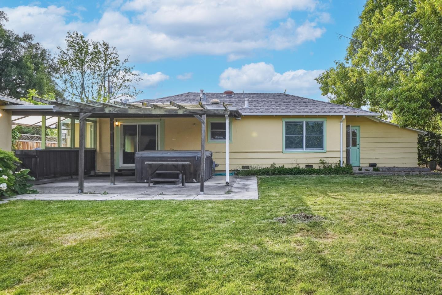 Detail Gallery Image 29 of 39 For 90 Victor Ave, Campbell,  CA 95008 - 2 Beds | 1 Baths