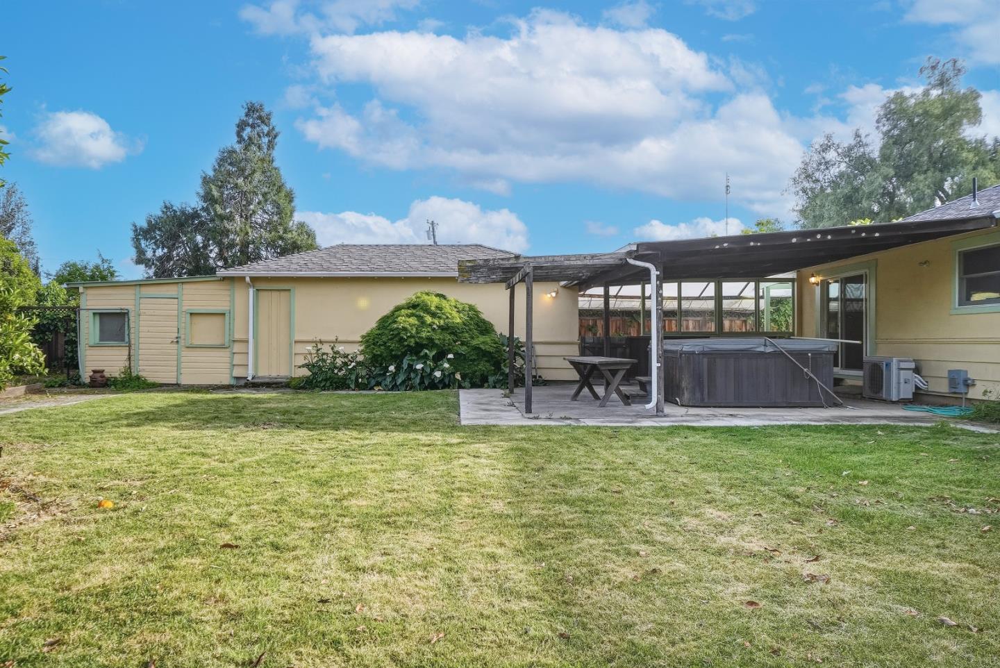 Detail Gallery Image 30 of 39 For 90 Victor Ave, Campbell,  CA 95008 - 2 Beds | 1 Baths