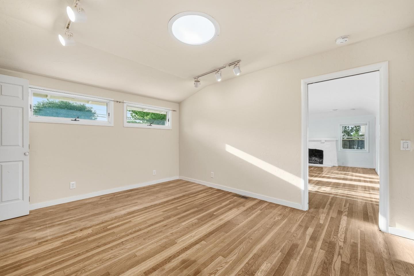 Detail Gallery Image 6 of 39 For 90 Victor Ave, Campbell,  CA 95008 - 2 Beds | 1 Baths