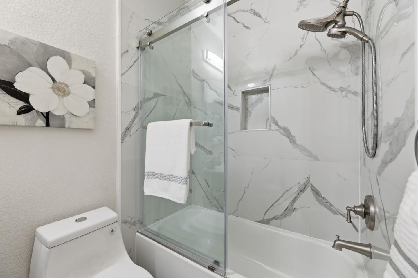 Detail Gallery Image 14 of 24 For 2177 Alum Rock Ave #111,  San Jose,  CA 95116 - 2 Beds | 2 Baths