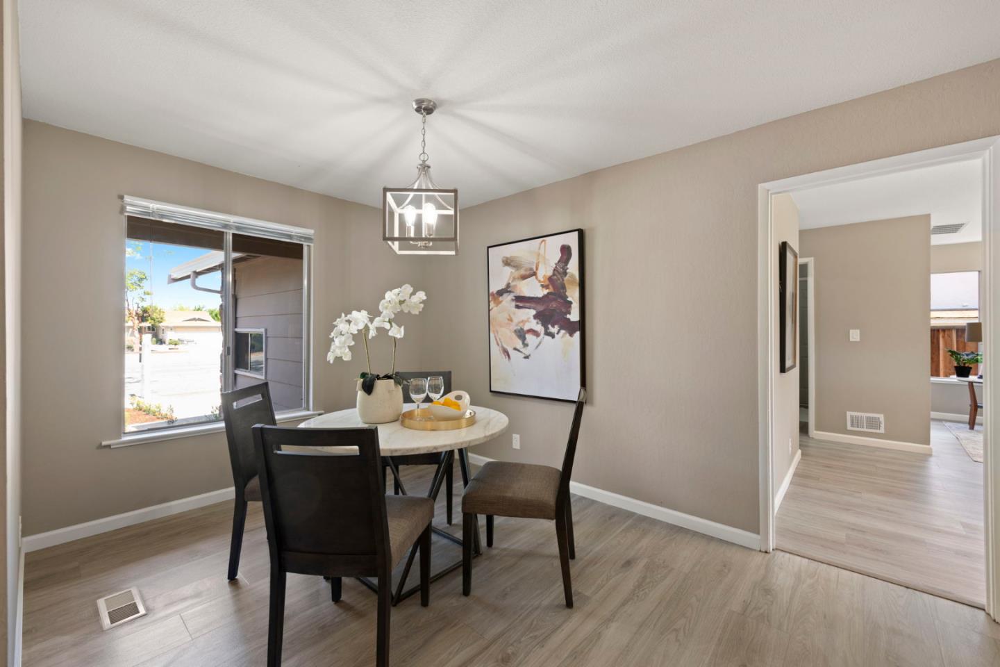 Detail Gallery Image 15 of 58 For 992 Branham Ln, San Jose,  CA 95136 - 4 Beds | 2 Baths