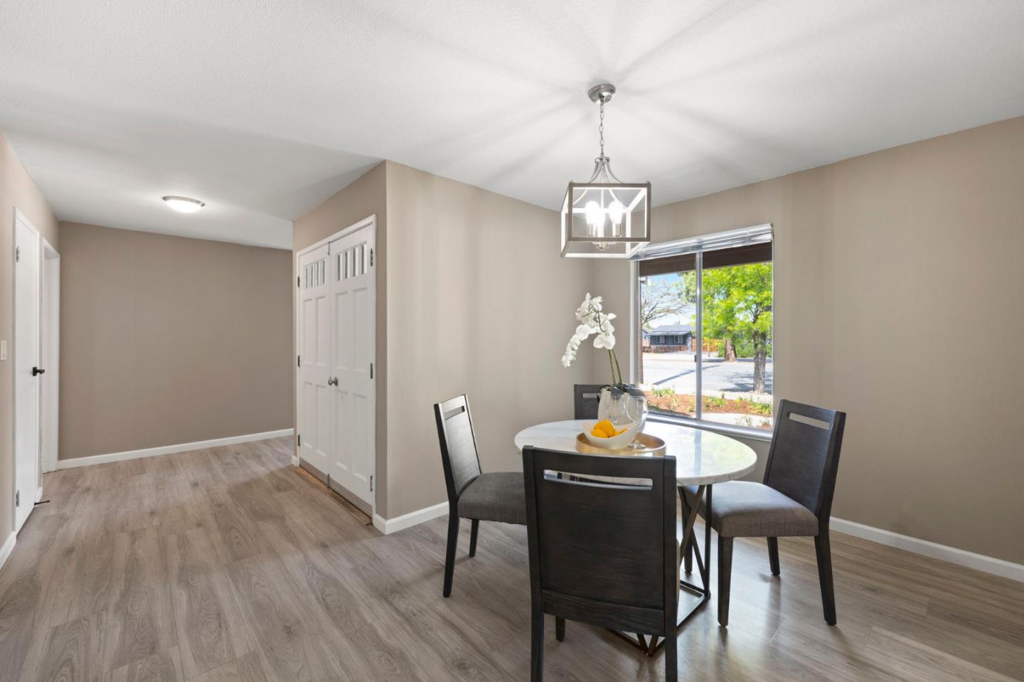 Detail Gallery Image 16 of 58 For 992 Branham Ln, San Jose,  CA 95136 - 4 Beds | 2 Baths