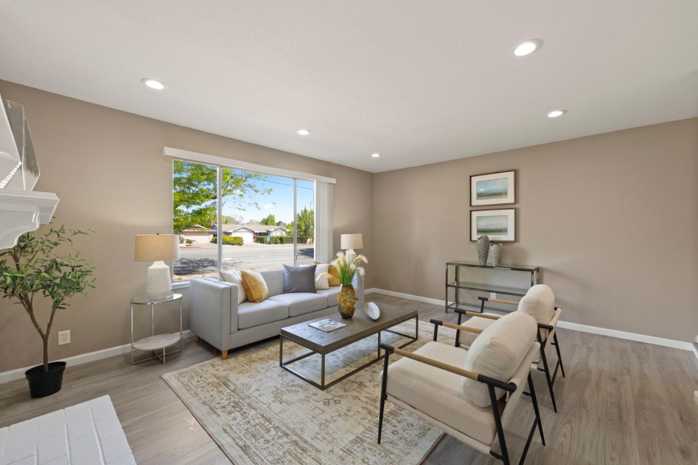 Detail Gallery Image 19 of 58 For 992 Branham Ln, San Jose,  CA 95136 - 4 Beds | 2 Baths