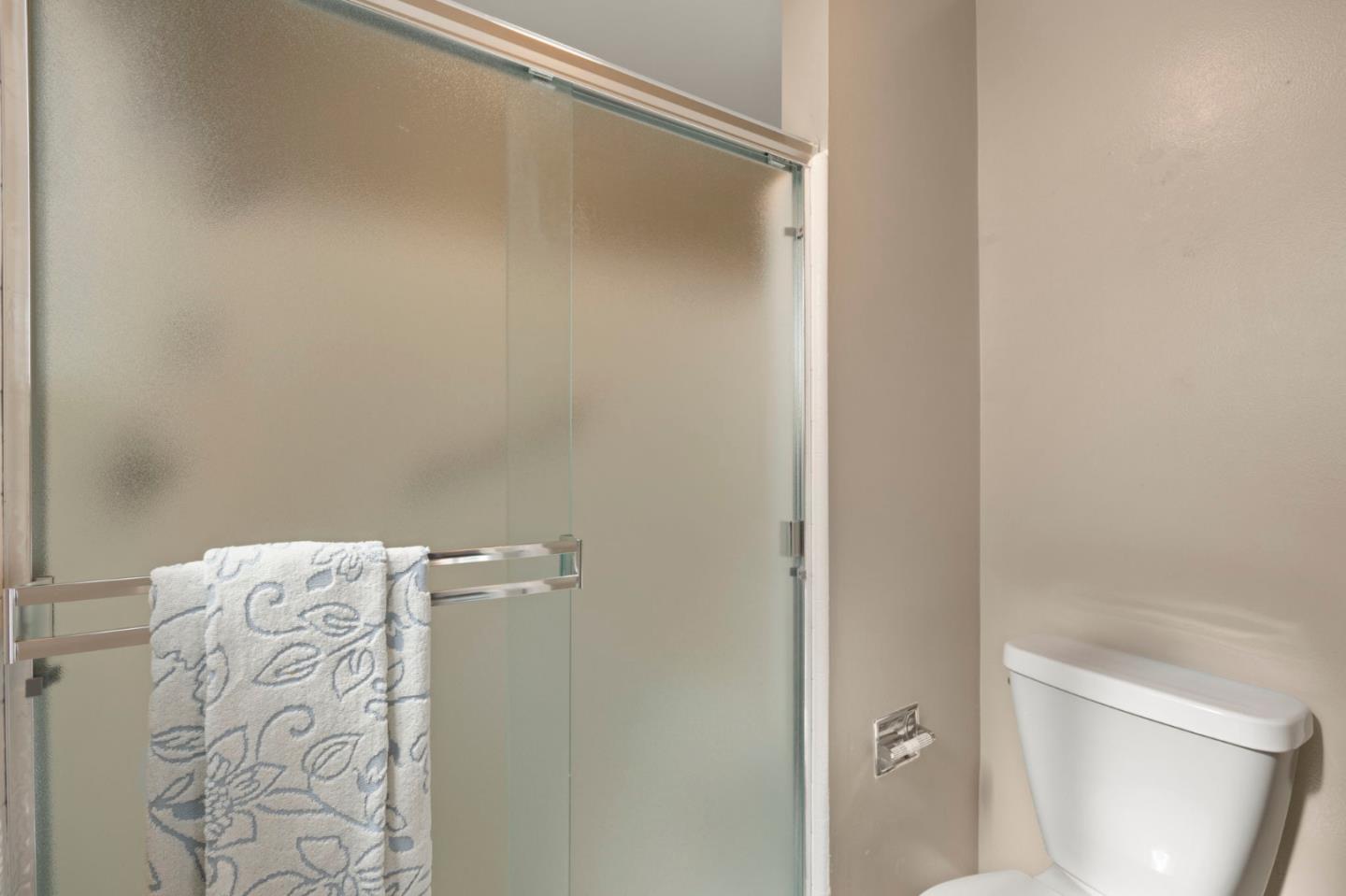 Detail Gallery Image 31 of 58 For 992 Branham Ln, San Jose,  CA 95136 - 4 Beds | 2 Baths