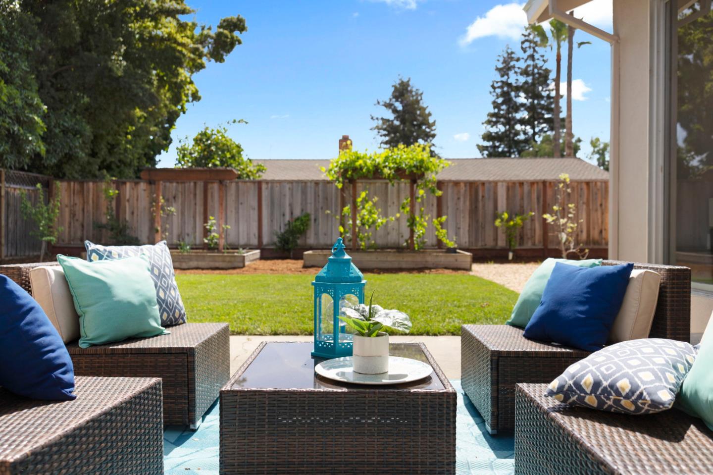 Detail Gallery Image 47 of 58 For 992 Branham Ln, San Jose,  CA 95136 - 4 Beds | 2 Baths