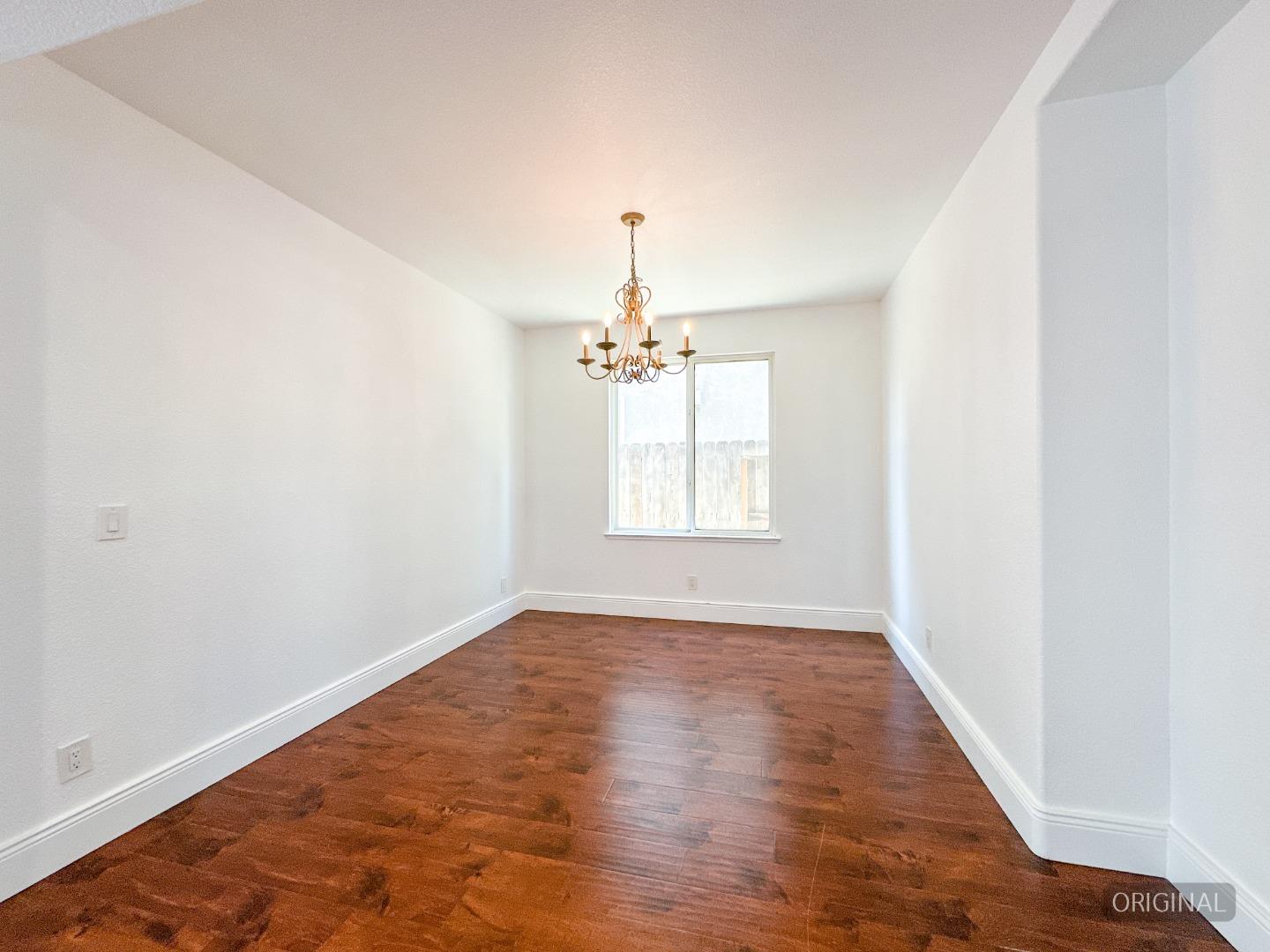 Detail Gallery Image 11 of 27 For 1444 Mendocino Creek Dr, Patterson,  CA 95363 - 5 Beds | 3 Baths