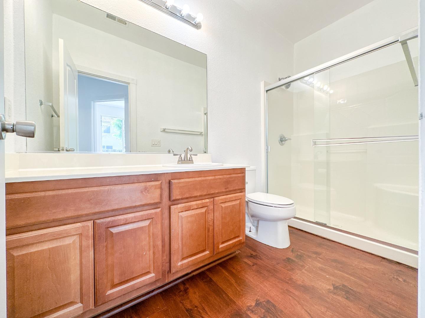 Detail Gallery Image 19 of 27 For 1444 Mendocino Creek Dr, Patterson,  CA 95363 - 5 Beds | 3 Baths