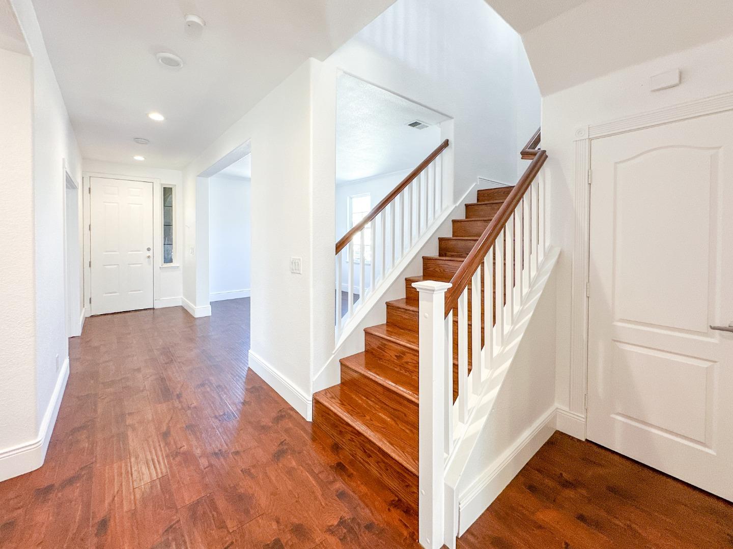 Detail Gallery Image 20 of 27 For 1444 Mendocino Creek Dr, Patterson,  CA 95363 - 5 Beds | 3 Baths