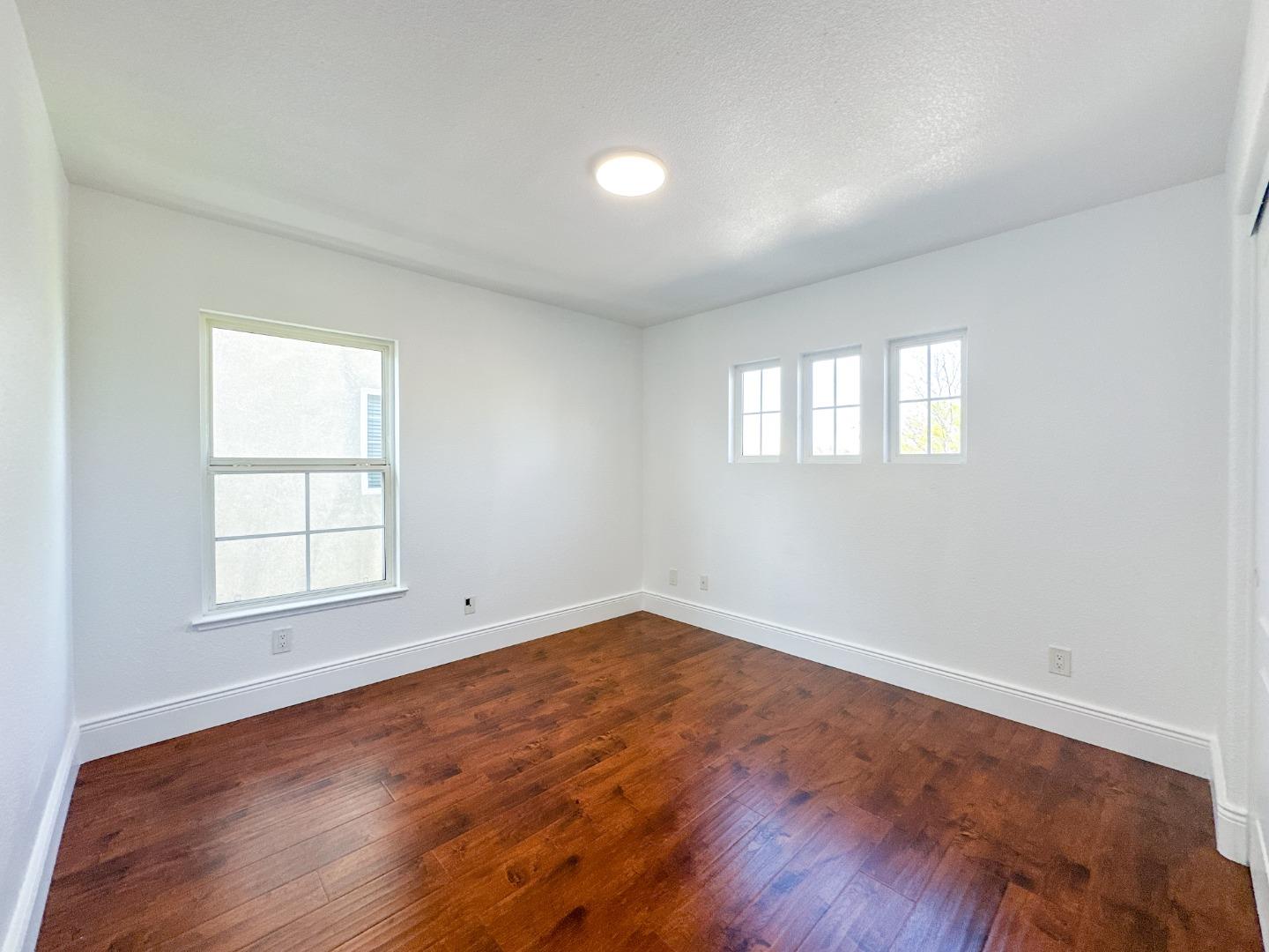 Detail Gallery Image 23 of 27 For 1444 Mendocino Creek Dr, Patterson,  CA 95363 - 5 Beds | 3 Baths