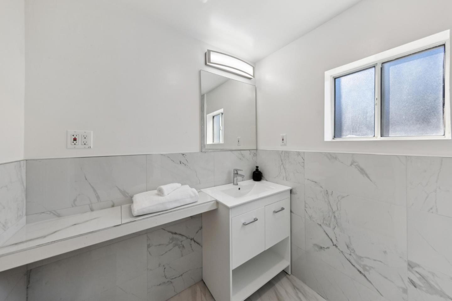 Detail Gallery Image 29 of 39 For 655 39th Ave, San Francisco,  CA 94121 - 4 Beds | 3 Baths