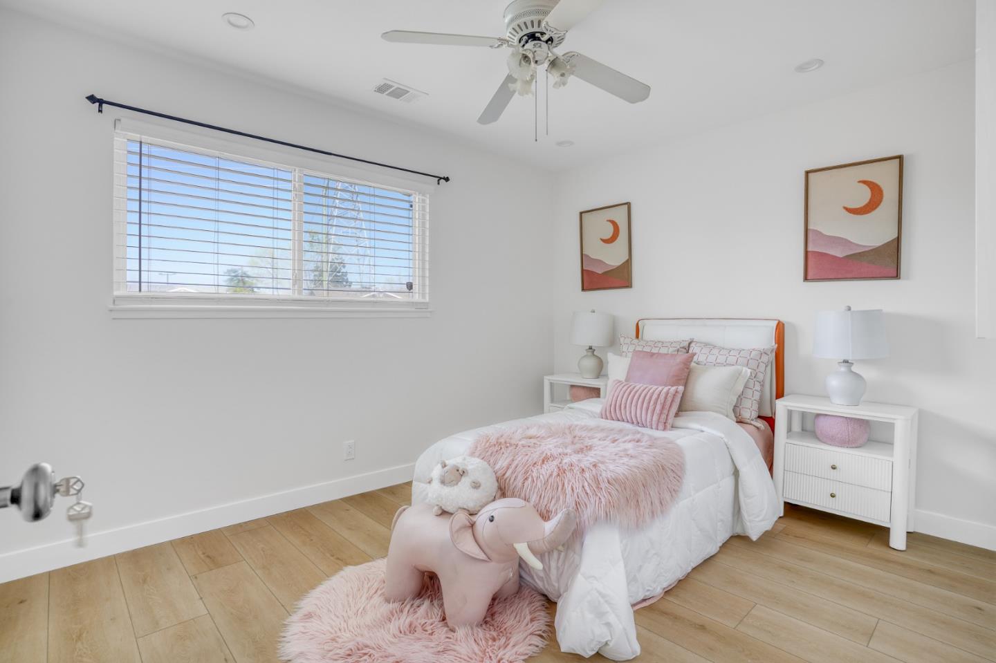 Detail Gallery Image 21 of 44 For 5466 Mary Jo Way, San Jose,  CA 95124 - 3 Beds | 2 Baths