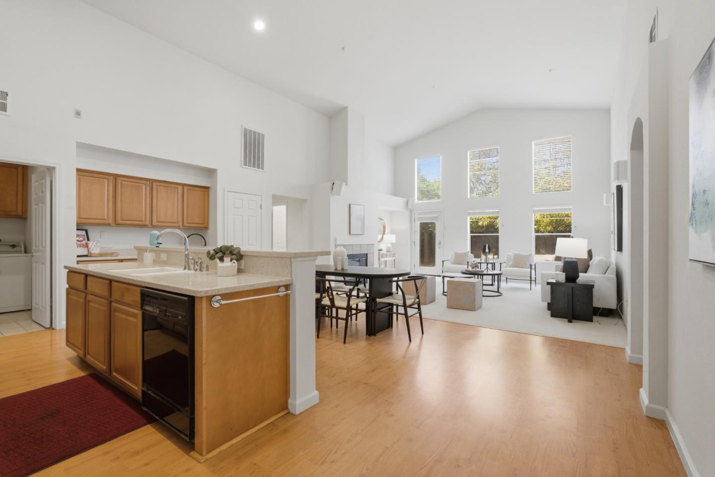 Detail Gallery Image 10 of 45 For 2116 Sunsprite Dr, Union City,  CA 94587 - 3 Beds | 2 Baths