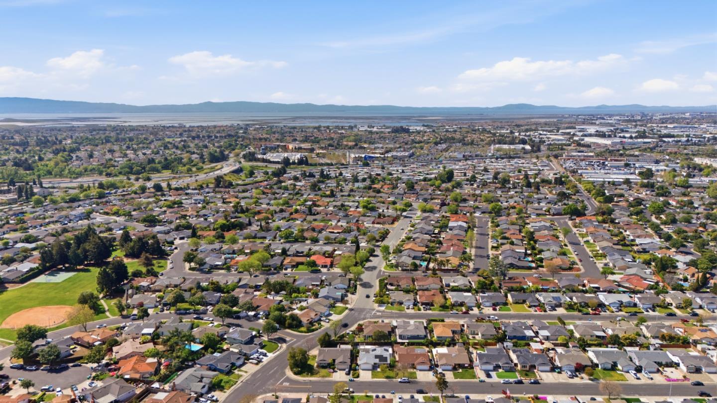 Detail Gallery Image 40 of 45 For 2116 Sunsprite Dr, Union City,  CA 94587 - 3 Beds | 2 Baths