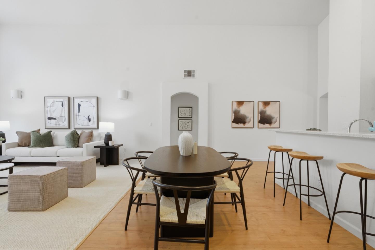 Detail Gallery Image 9 of 45 For 2116 Sunsprite Dr, Union City,  CA 94587 - 3 Beds | 2 Baths