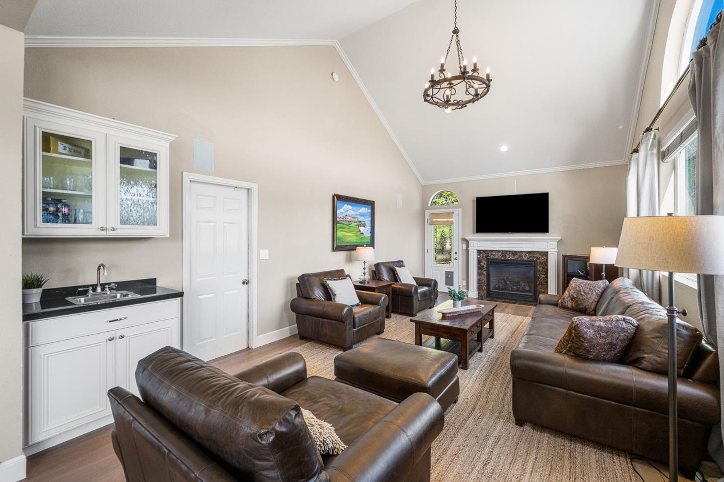 Detail Gallery Image 10 of 36 For 2111 Saint Andrews Rd, Half Moon Bay,  CA 94019 - 4 Beds | 4/2 Baths