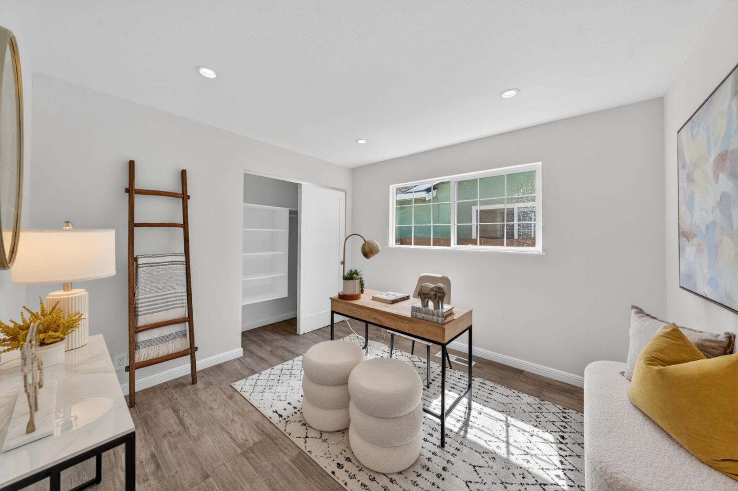 Detail Gallery Image 18 of 27 For 184 Sun Blossom Dr, San Jose,  CA 95123 - 4 Beds | 3 Baths