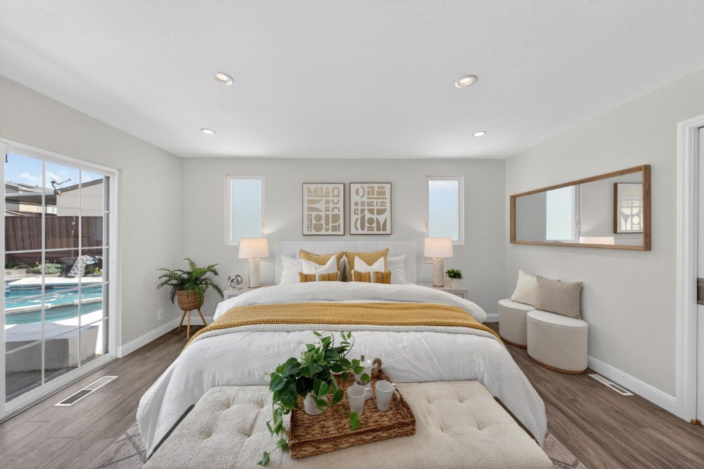 Detail Gallery Image 5 of 27 For 184 Sun Blossom Dr, San Jose,  CA 95123 - 4 Beds | 3 Baths