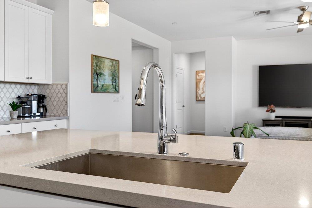 Detail Gallery Image 22 of 42 For 3088 Palomino Way, Hollister,  CA 95023 - 4 Beds | 2/1 Baths