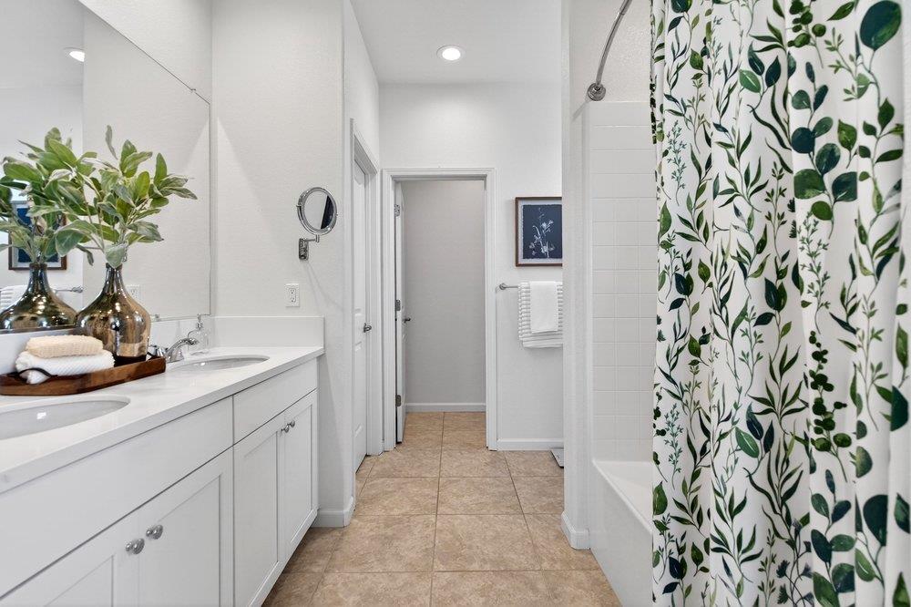 Detail Gallery Image 24 of 42 For 3088 Palomino Way, Hollister,  CA 95023 - 4 Beds | 2/1 Baths