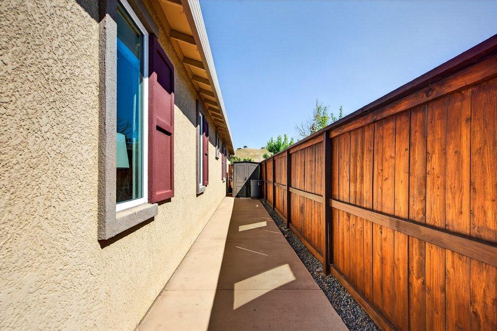 Detail Gallery Image 35 of 42 For 3088 Palomino Way, Hollister,  CA 95023 - 4 Beds | 2/1 Baths