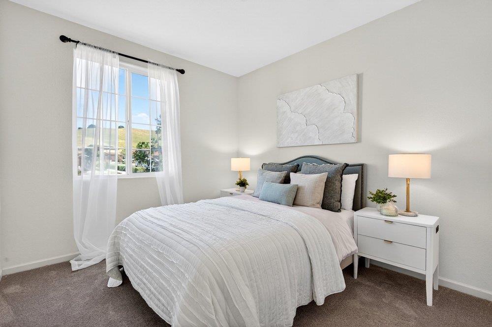 Detail Gallery Image 8 of 42 For 3088 Palomino Way, Hollister,  CA 95023 - 4 Beds | 2/1 Baths