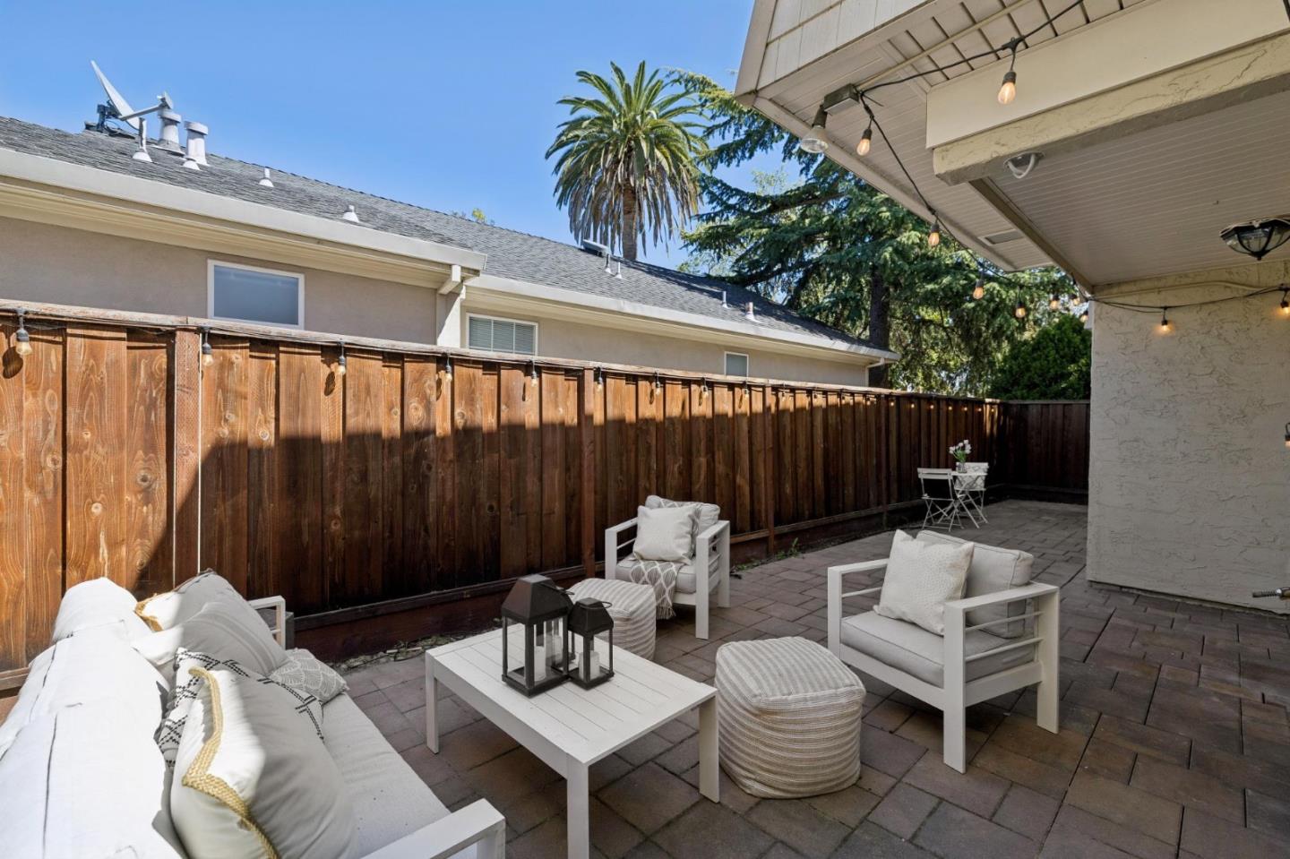 Detail Gallery Image 31 of 40 For 718 Vera Ave, Redwood City,  CA 94061 - 3 Beds | 2/1 Baths