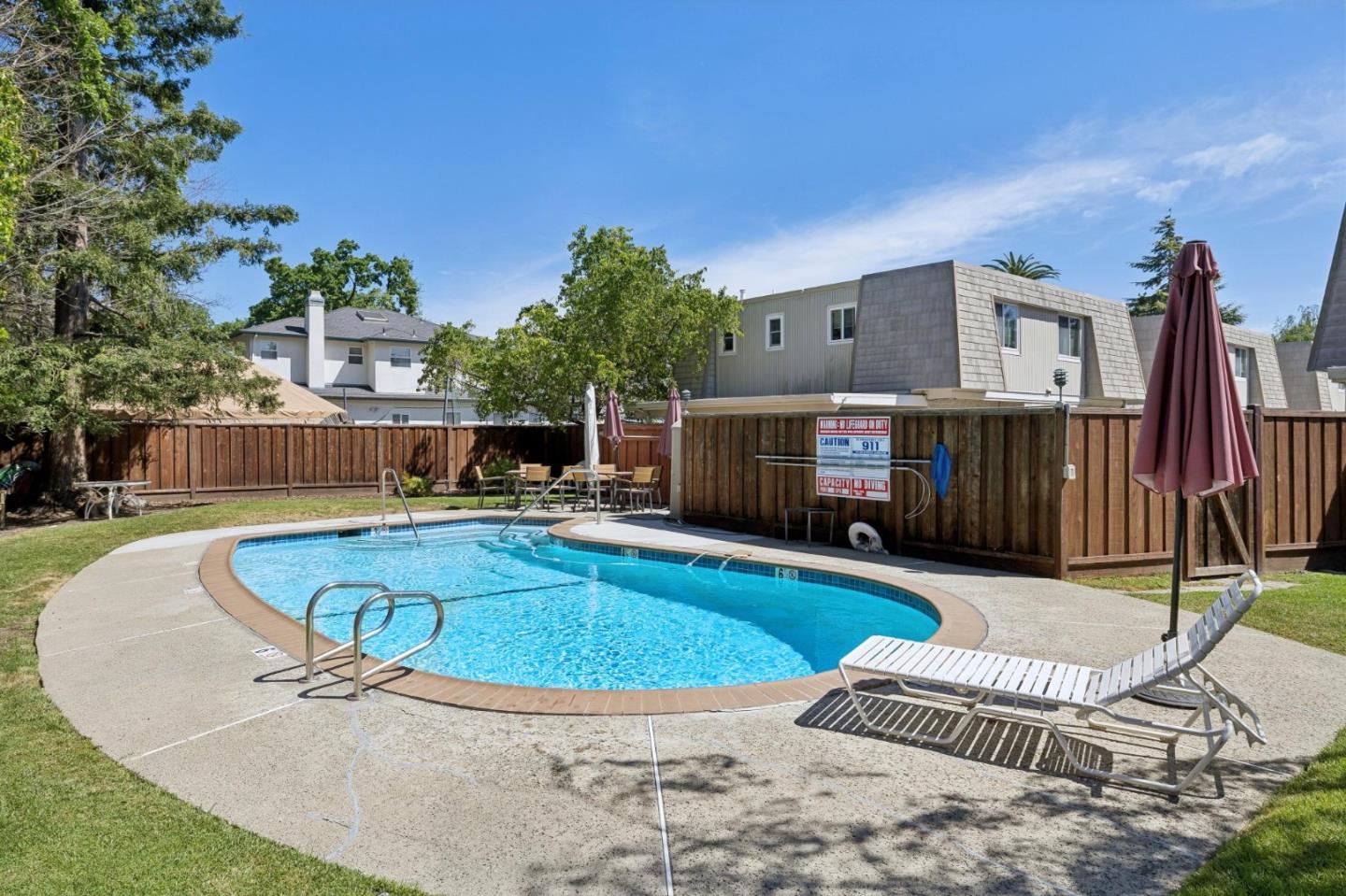 Detail Gallery Image 39 of 40 For 718 Vera Ave, Redwood City,  CA 94061 - 3 Beds | 2/1 Baths