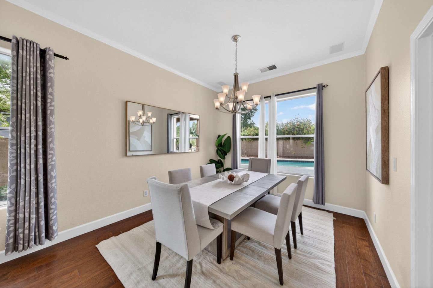 Detail Gallery Image 14 of 82 For 6039 La Spezia Pl, San Jose,  CA 95138 - 6 Beds | 6 Baths