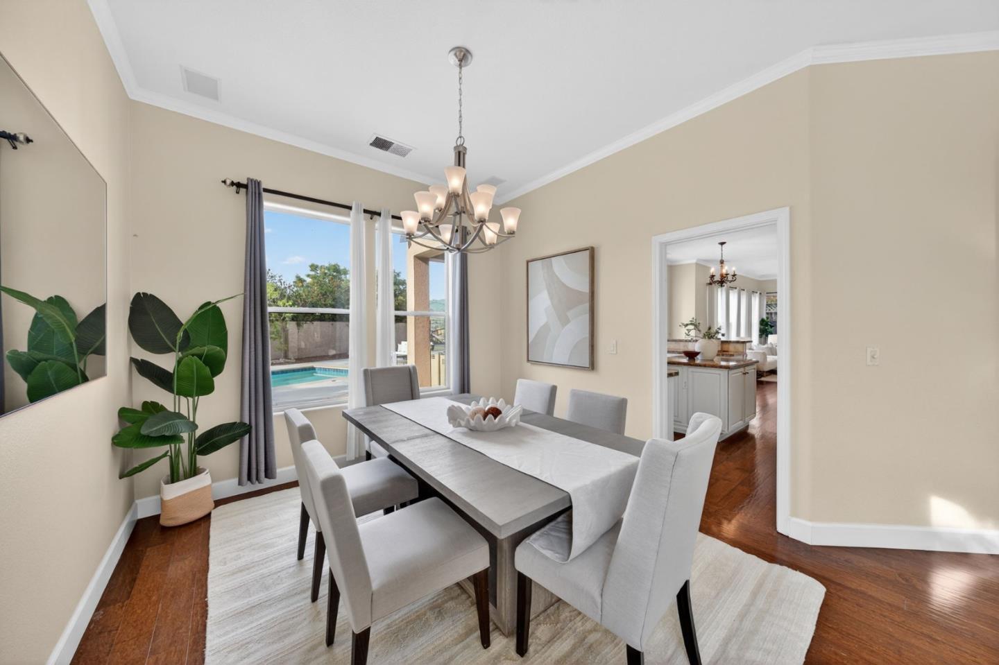 Detail Gallery Image 15 of 82 For 6039 La Spezia Pl, San Jose,  CA 95138 - 6 Beds | 6 Baths