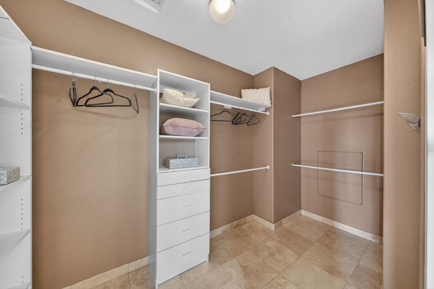 Detail Gallery Image 41 of 82 For 6039 La Spezia Pl, San Jose,  CA 95138 - 6 Beds | 6 Baths