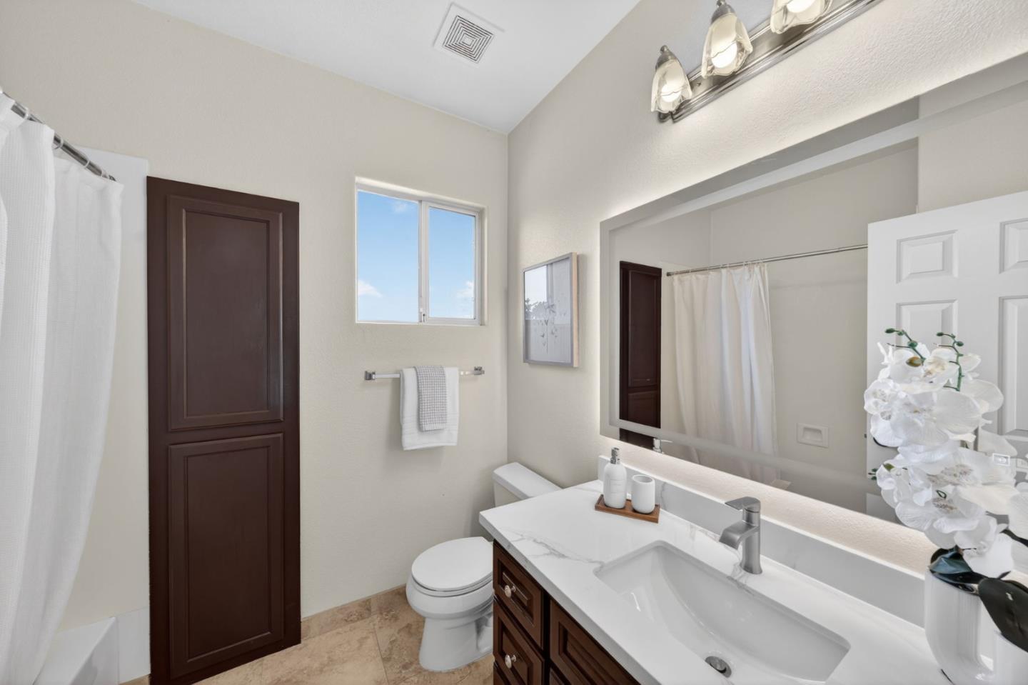 Detail Gallery Image 45 of 82 For 6039 La Spezia Pl, San Jose,  CA 95138 - 6 Beds | 6 Baths