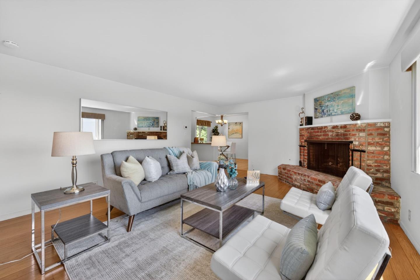 Detail Gallery Image 19 of 48 For 2315 Monserat Ave, Belmont,  CA 94002 - 3 Beds | 2/1 Baths