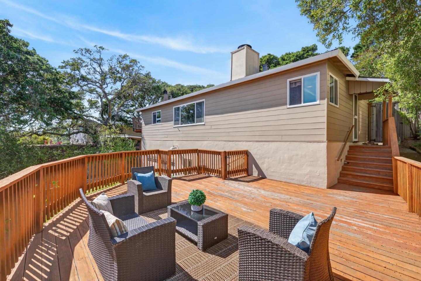 Detail Gallery Image 39 of 48 For 2315 Monserat Ave, Belmont,  CA 94002 - 3 Beds | 2/1 Baths