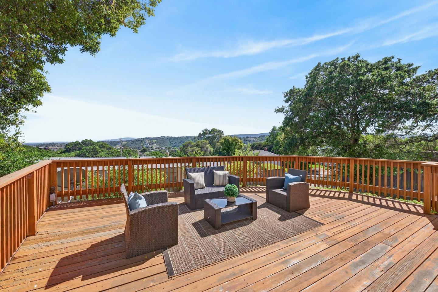 Detail Gallery Image 41 of 48 For 2315 Monserat Ave, Belmont,  CA 94002 - 3 Beds | 2/1 Baths